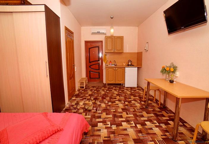 Двухместный люкс. Гостевой дом Релакс; г. Туапсе