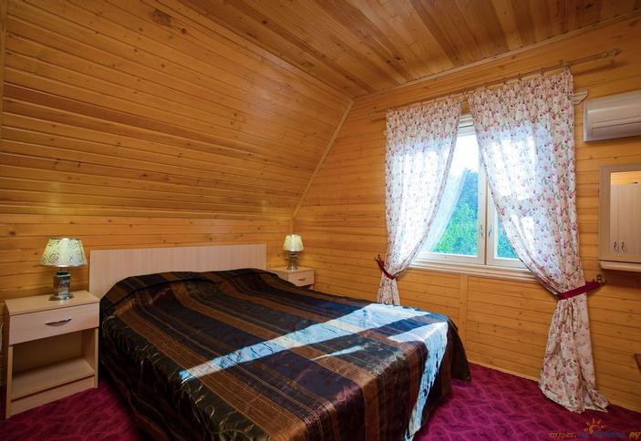 Второй этаж в экодоме. Гостевой дом У Харлампыча, г. Геленджик, с. Кабардинка