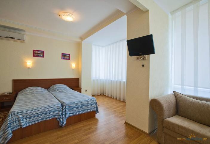 Трехместный номер. Гостевой дом Астерия, п. Ольгинка