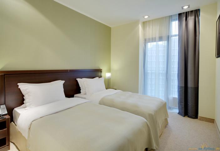 Полулюкс. Делюкс-отель Русские Сезоны, г. Сочи, Адлерский район