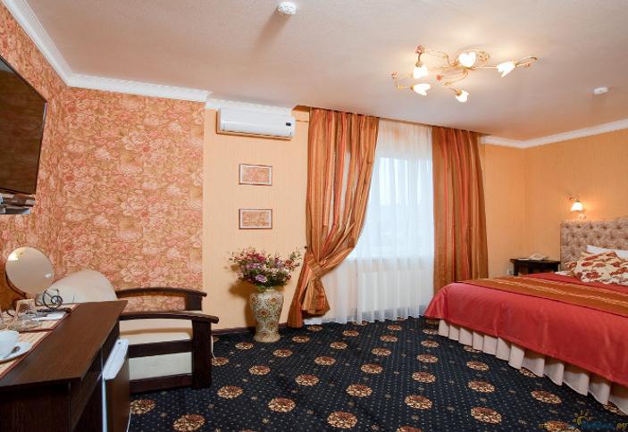 Полулюкс. Отель Гости, г. Краснодар