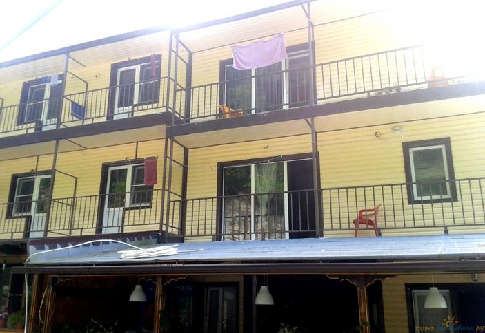 Гостевой дом Happy House