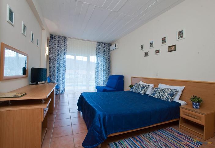 Станадарт. Усадьба Круглое озеро, г. Новороссийск, п. Абрау-Дюрсо