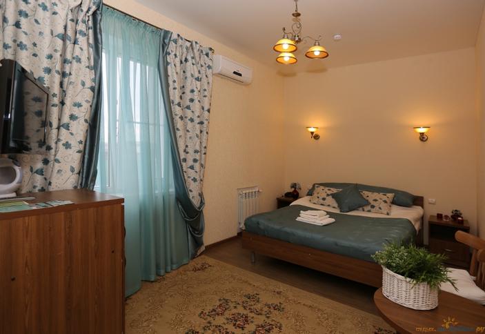 Семейный. Гостевой дом Vivat (Виват), г. Краснодар