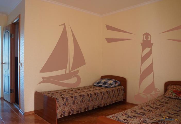 Трех-четырехместный люкс. Отель Боцман, Архипо-Осиповка