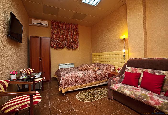 Люкс с диваном. Гостевой дом Ардо, г. Краснодар