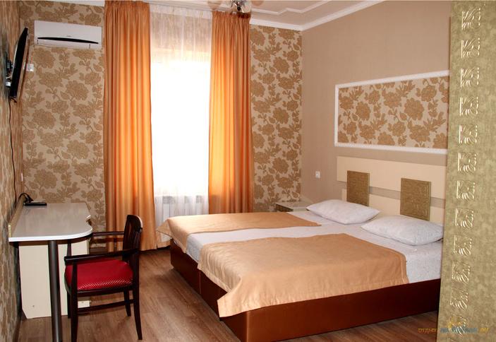 Двухместный стандарт бежевый. Отель Премьер, ст. Голубицкая