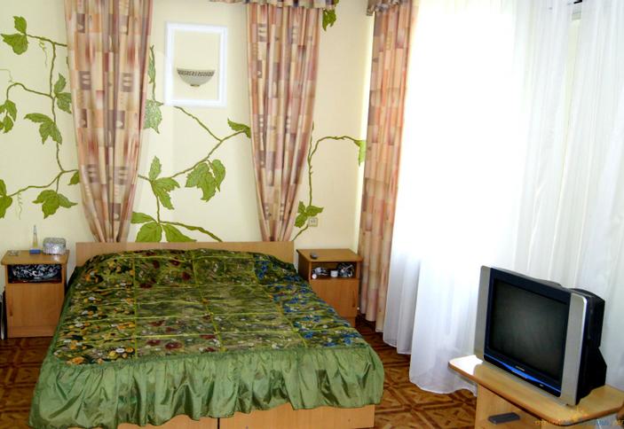 Полулюкс. Гостевой дом Голубая бухта, г. Геленджик.