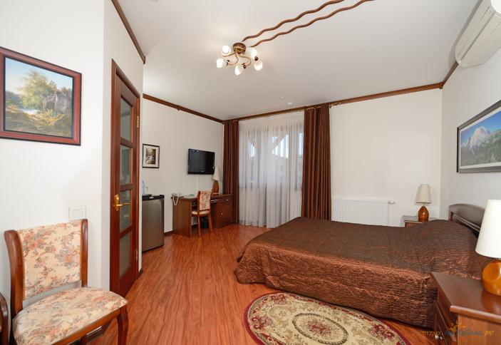 Стандарт Дабл. Гостевой дом Усадьба Парфенова, пос. Каменномостский