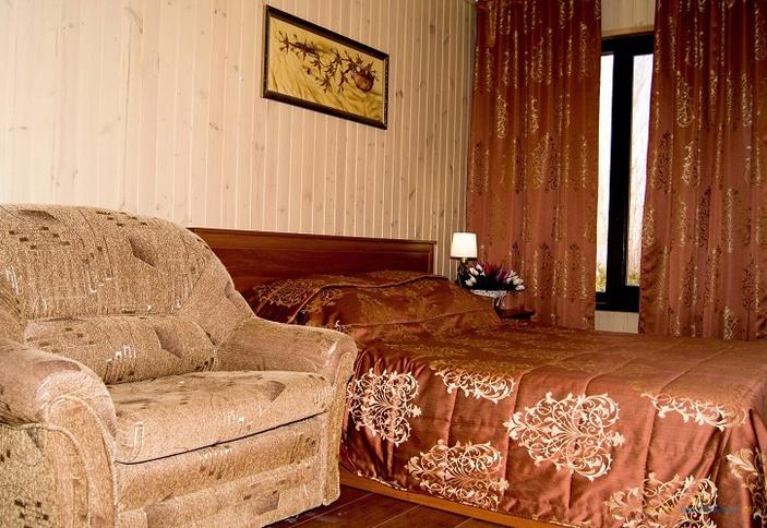 Однокомнатный двухместный люкс. База отдыха Салют, г. Ейск