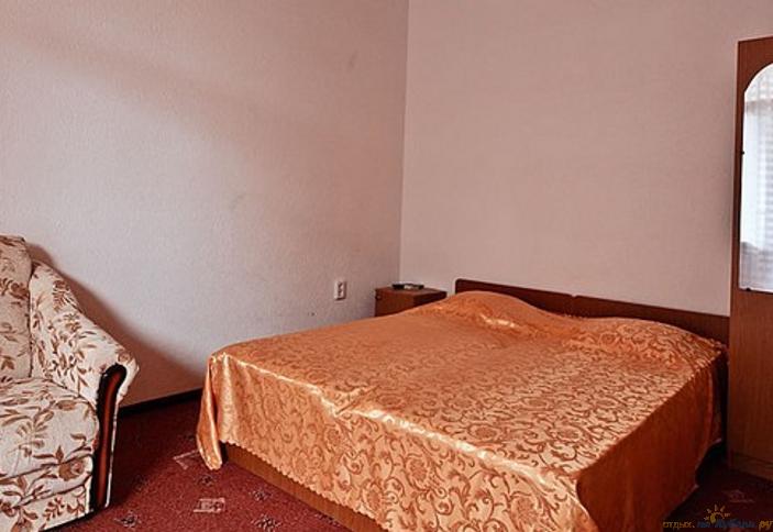 Стандарт трехместный. Гостевой дом 