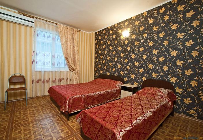 Трехместный номер. Гостевой дом Золотая рыбка, Туапсинский район, п. Ольгинка