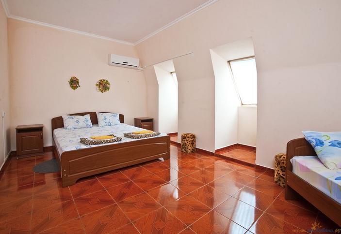 Четырехместный стандарт. Гостиница Кубань, пос. Новомихайловский