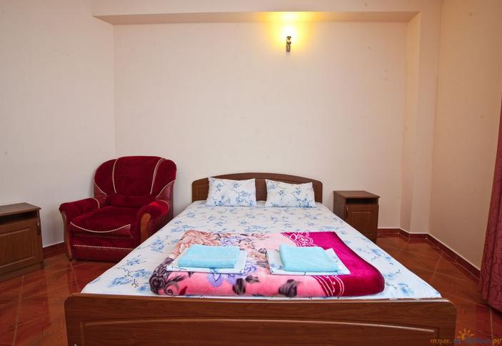 Двухкомнатный люкс. Гостиница Кубань, пос. Новомихайловский