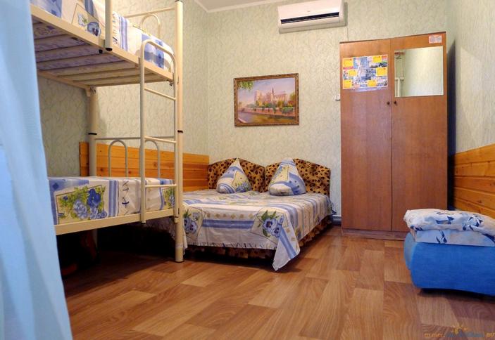 Номер со всеми удобствами. Гостевой дом АББА, г. Ейск