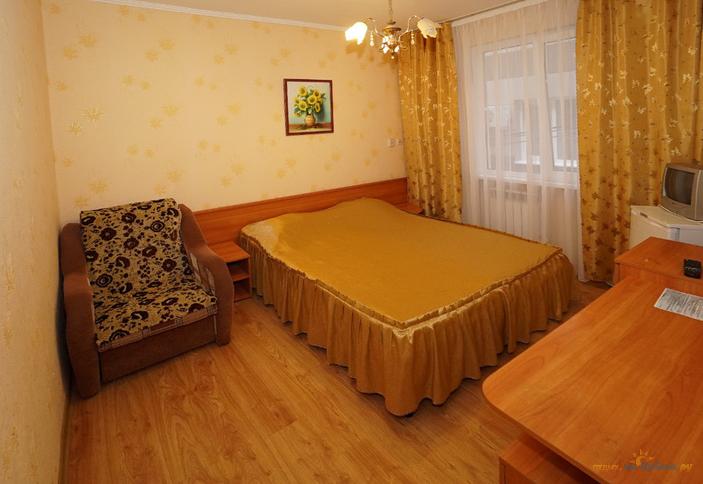 Эконом бюджетный. Гостевой дом Дельфин, г. Сочи, Адлер