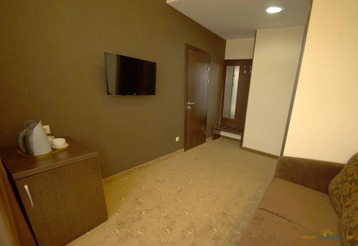 Люкс двухместный двухкомнатный. Гостевой дом Вилла Лагуна, г. Геленджик, Голубая бухта