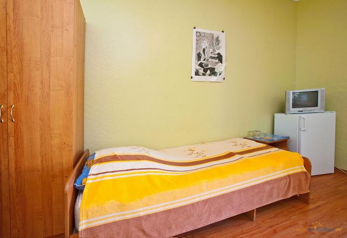 Трехместный номер. Гостевой дом Купрея, Туапсинский район, п. Новомихайловский