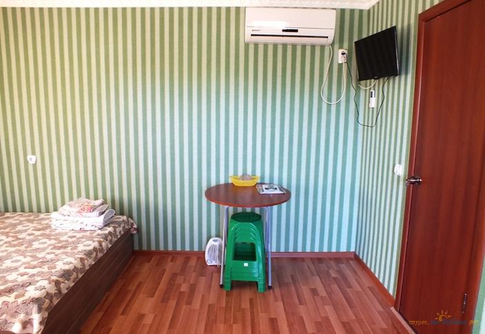 Однокомнатный повышенной комфортности №3. Гостевой комплекс Алмаз, г. Ейск