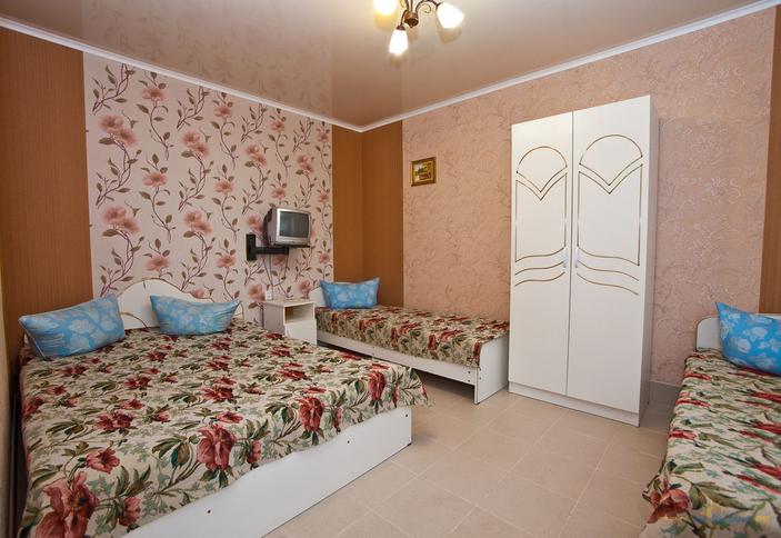 Двухместный номер с кухней. Частный дом Антей, Небуг