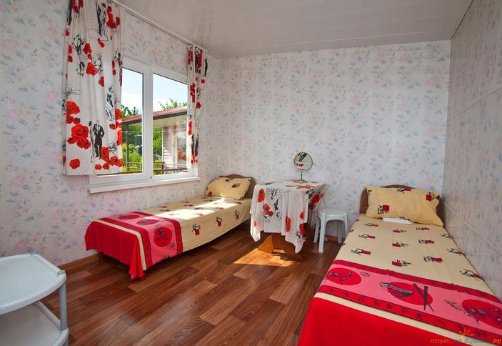 Двухместный эконом. Гостевой дом В Вишневке, пос. Вишневка