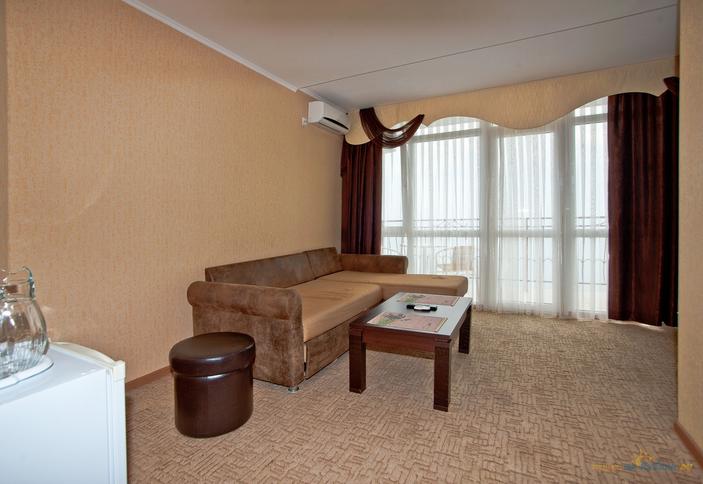 Люкс с видом на море. Гостиница Александрия, г. Сочи, п. Лазаревское