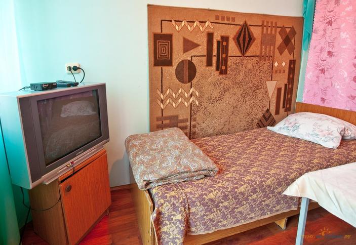 Двухместный эконом. Гостевой дом Юг, г. Сочи, Адлерский район