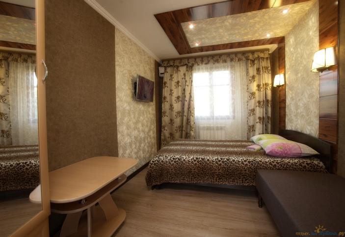 Трехместный номер. Гостевой дом На Попова, 1, г. Сочи, с/х Россия