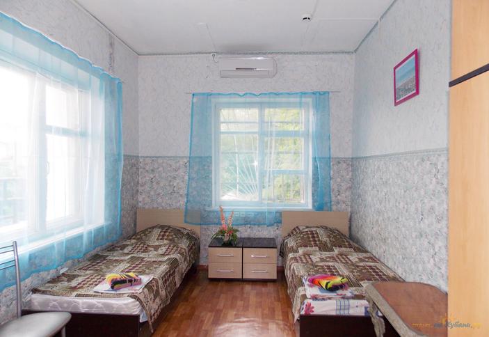 Эконом. База отдыха Чайка, п. Широкая Балка