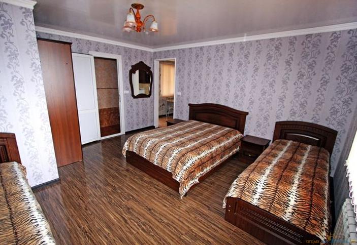 Четырехместный стандарт. Гостевой дом Анна, пос. Лоо