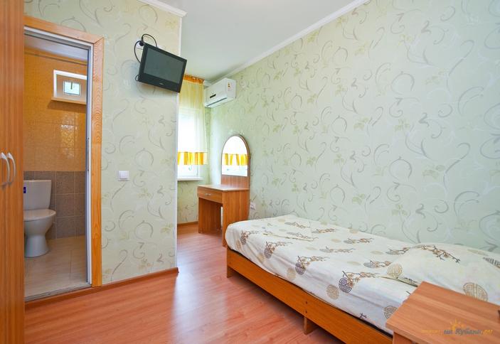 Одноместный комфорт. Гостиница Олеся, Туапсинский район, п. Дедеркой