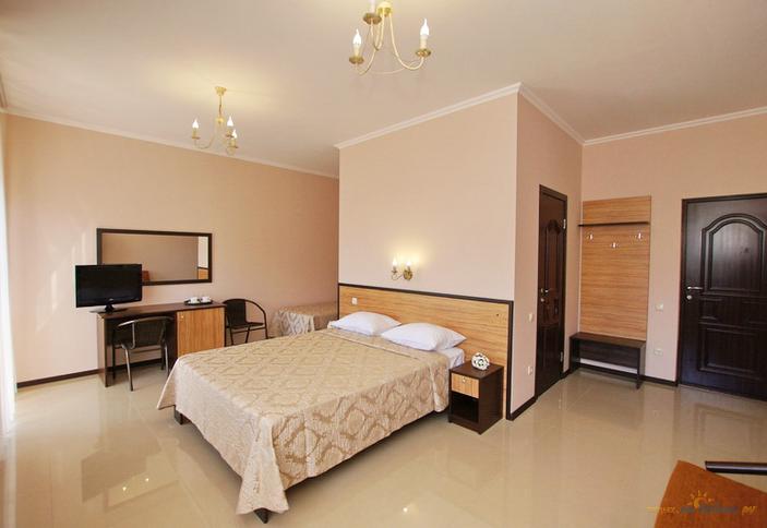 Комфорт Гостевой дом Адмирал, пос. Ольгинка