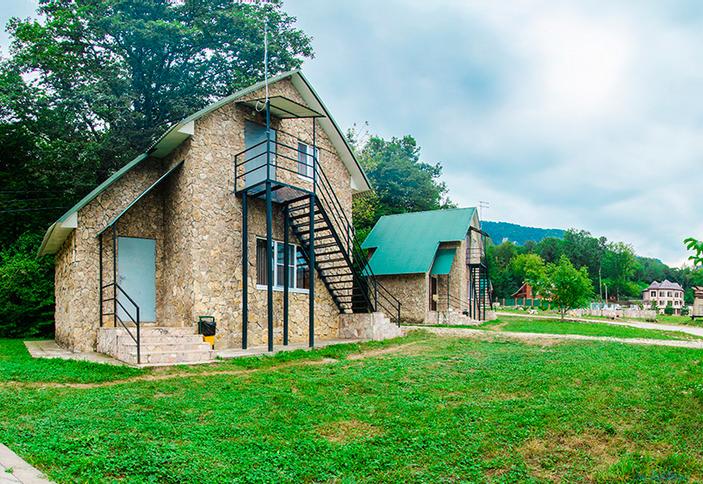 Полулюкс. База отдыха 