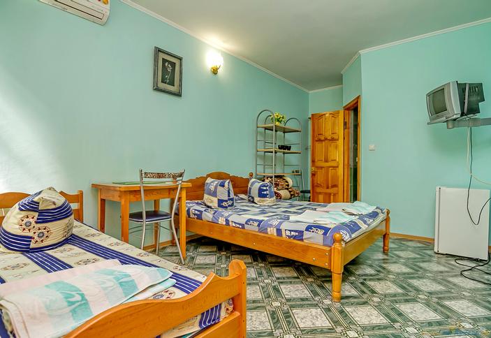 Трехместный. Гостевой дом Комфорт и Уют, г. Сочи, Лазаревский р-н