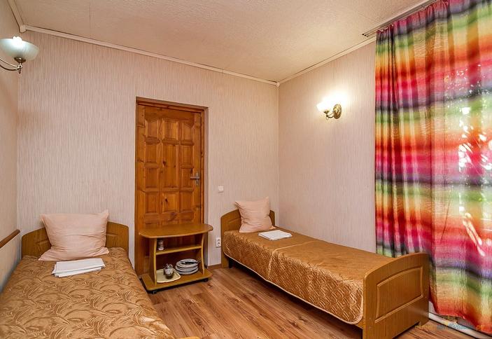 Стандарт. Гостевой дом Юг, г. Сочи, Адлерский район