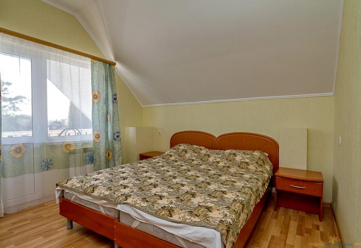 Трехместный номер. Гостевой дом Акватория, г. Сочи, Лазаревский район, п. Лазаревское