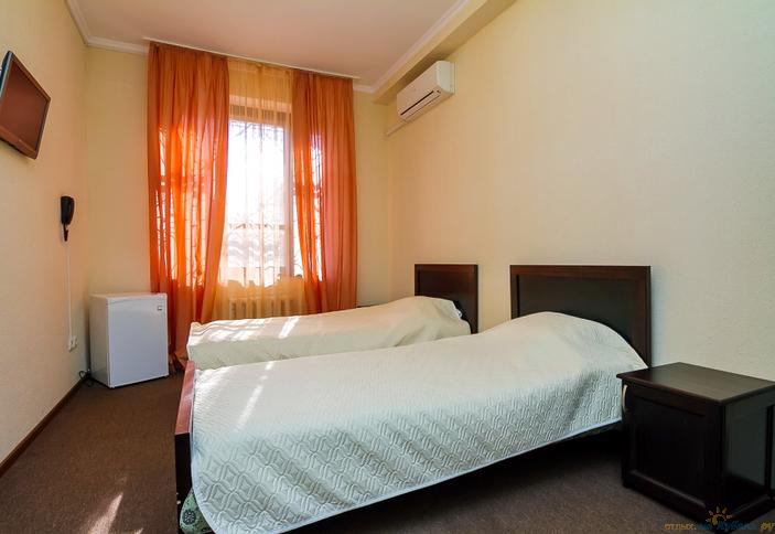 Стандарт двухместный твин. Гостиница Добрые традиции, г. Краснодар