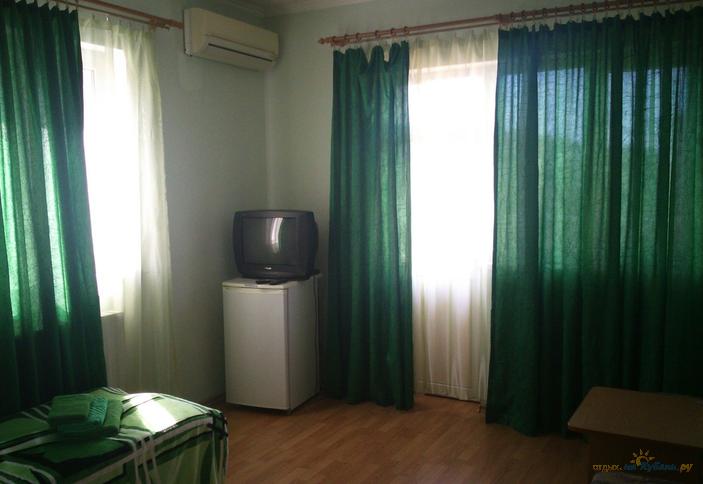 Трехместный двухкомнатный с балконом №5