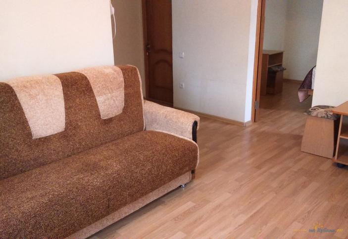 Трехместный двухкомнатный с балконом №13