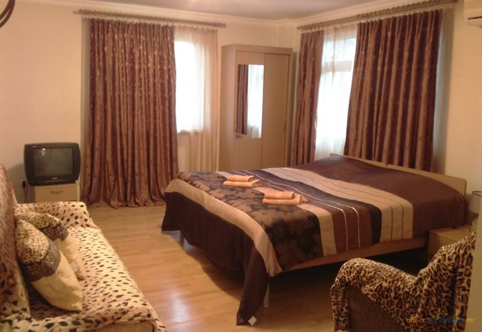 Четырехместный двухкомнатный с балконом №14