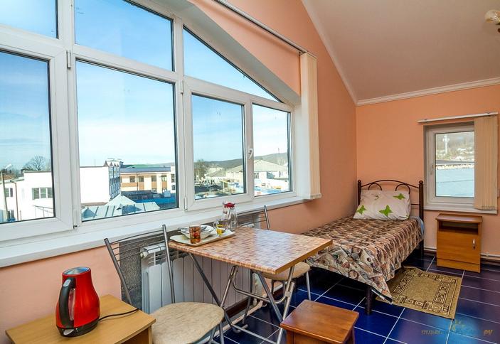 Двухместный стандарт с раздельными кроватями. Гостевой дом Тульский, майкопский р-н, п. Тульский