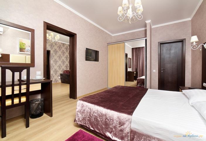 Номер Де люкс, спальня. Отель Эмеральд, г. Анапа, пос. Витязево