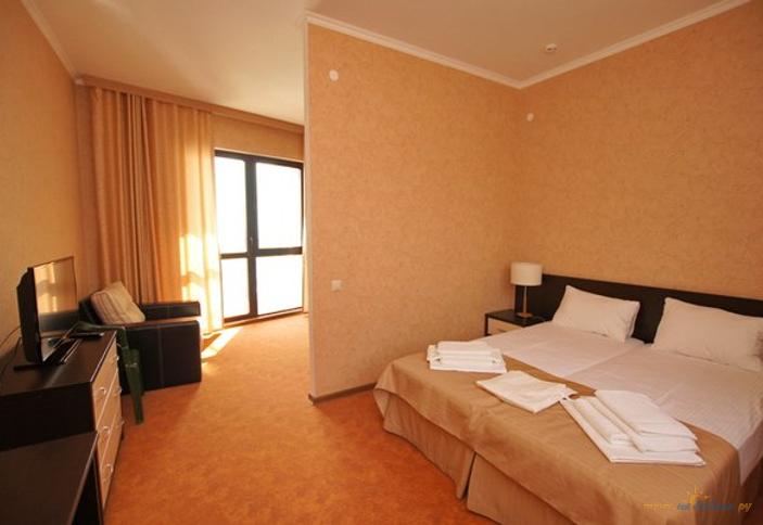 Suite + 2 Extra Bed. Отель Golden Hills, Туапсинский район, с. Лермонтово