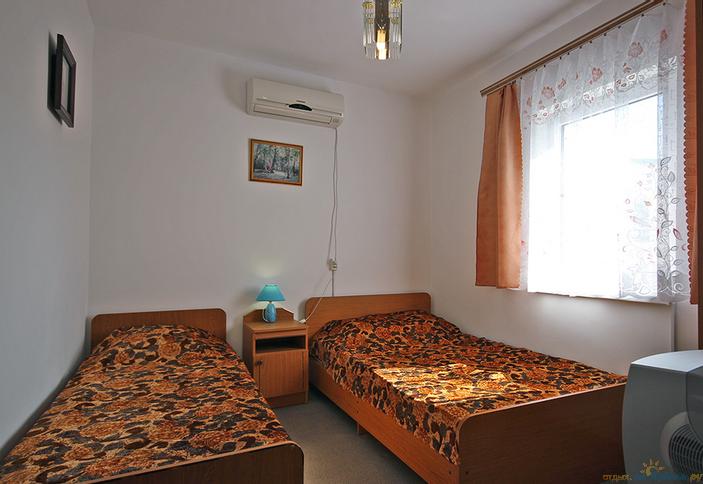 Трехместный однокомнатный