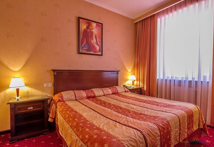 Двухкомнатный люкс. Отель 