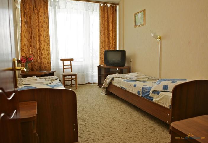 Стандарт двухкомнатный четырехместный (Основной корпус). Пансионат Эдем, г. Сочи