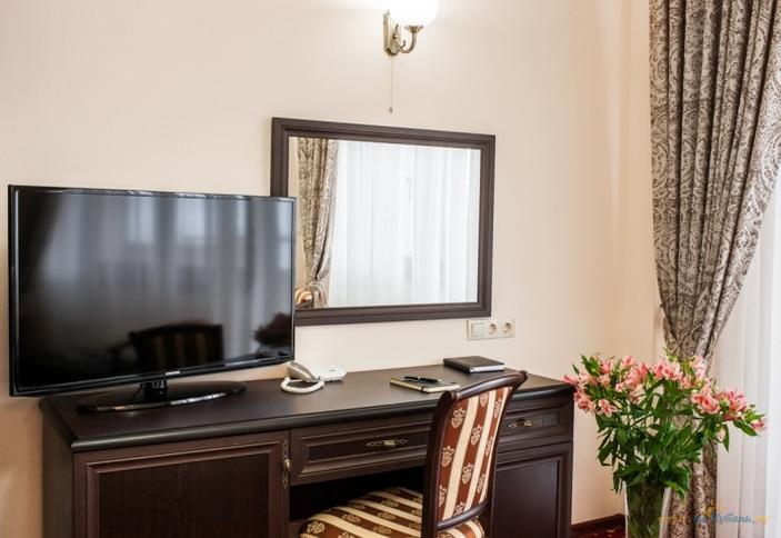 Стандарт улучшенный двухместный, корпус 5. Санаторий Золотой колос, г. Сочи