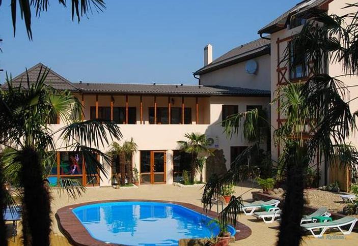 Гостиничный комплекс Оазис. Геленджик, с. Архипо-Осиповка