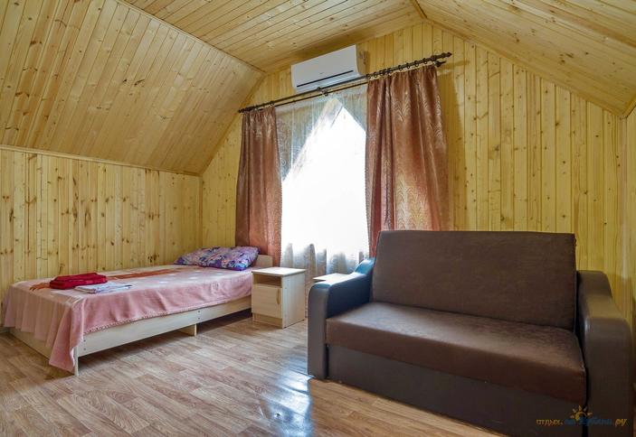 Мансарда. Гостевой дом Сезон, Туапсинский район, с. Ольгинка