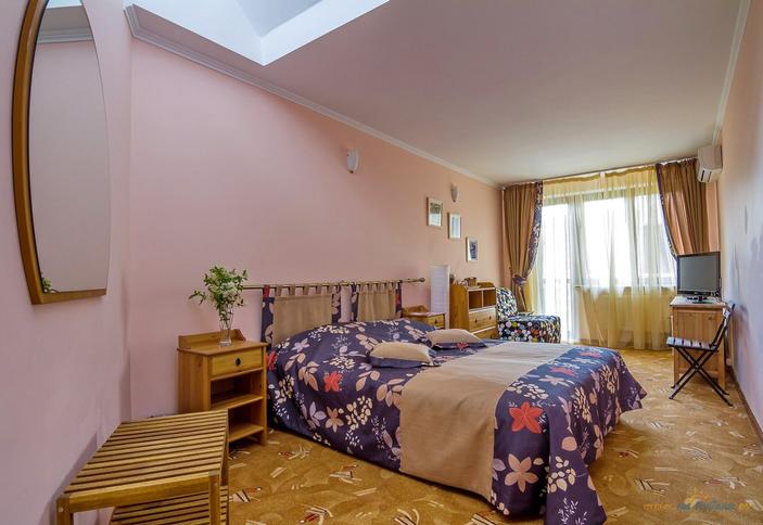 Стандарт с доп. местом. Мини-отель Вилла-Агрия, Туапсинский р-н, пос. Ольгинка